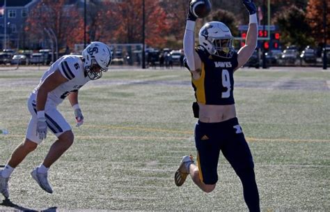 Luke Bell’s last-second kick gives Xaverian share of the Catholic Conference title